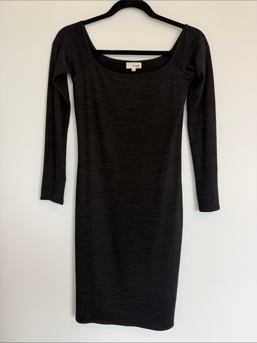 Aritzia Wilfred Free Black Long Sleeve Scoop Neck Dress